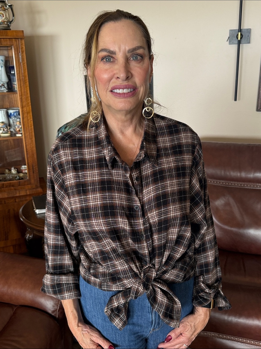 PrettyLittleThing Brown & Black Plaid Button-Down Tie-Front Shirt